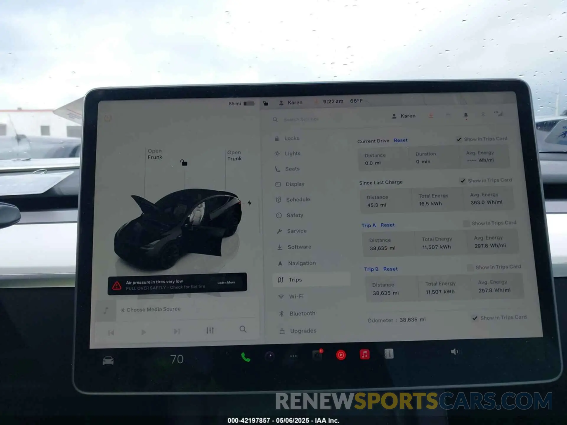 7 Photograph of a damaged car 7SAYGAEE9NF464960 TESLA MODEL Y 2022