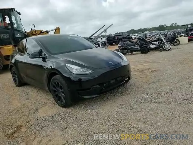 10 Photograph of a damaged car 7SAYGAEE9NF468927 TESLA MODEL Y 2022