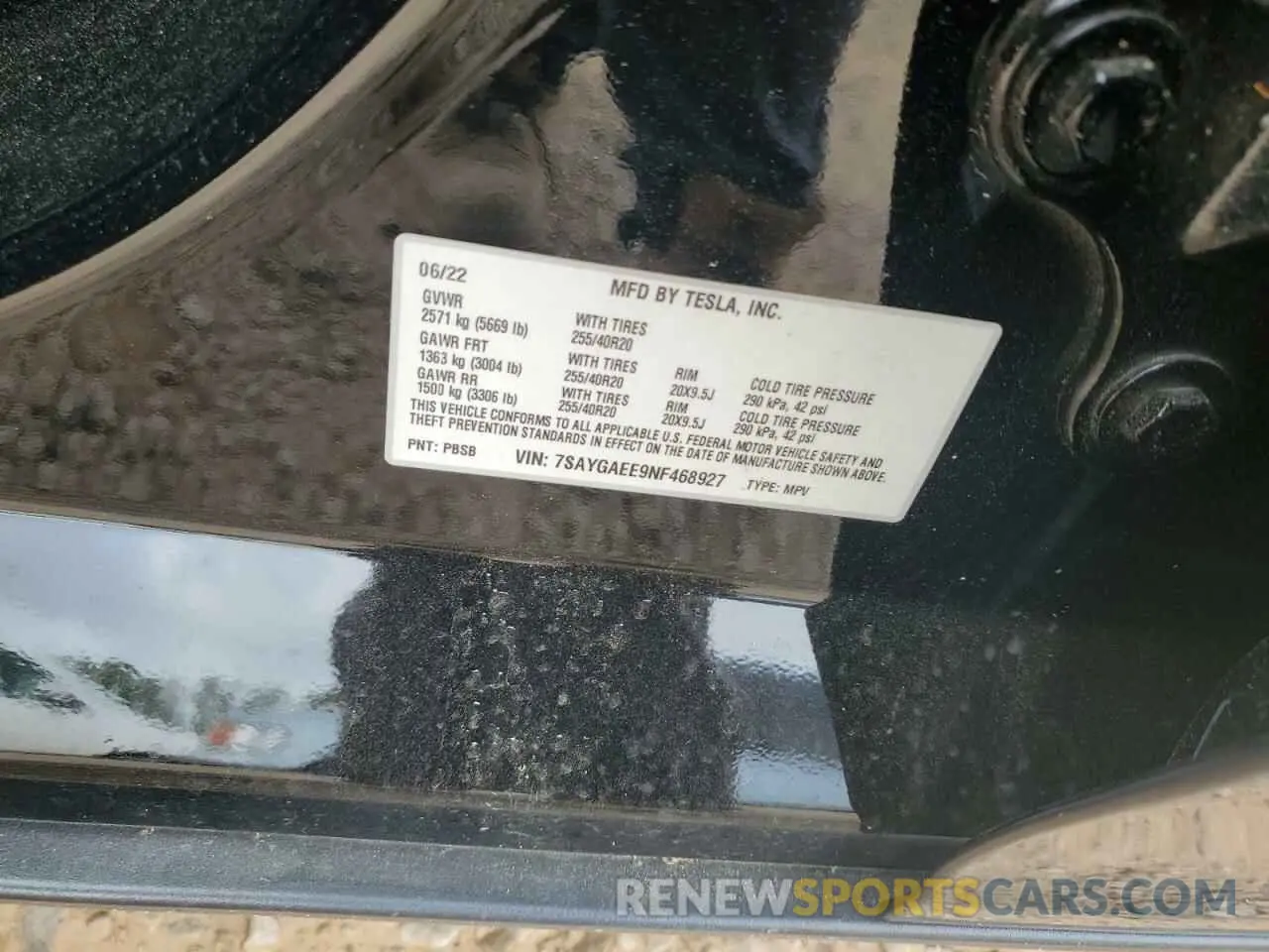 15 Photograph of a damaged car 7SAYGAEE9NF468927 TESLA MODEL Y 2022