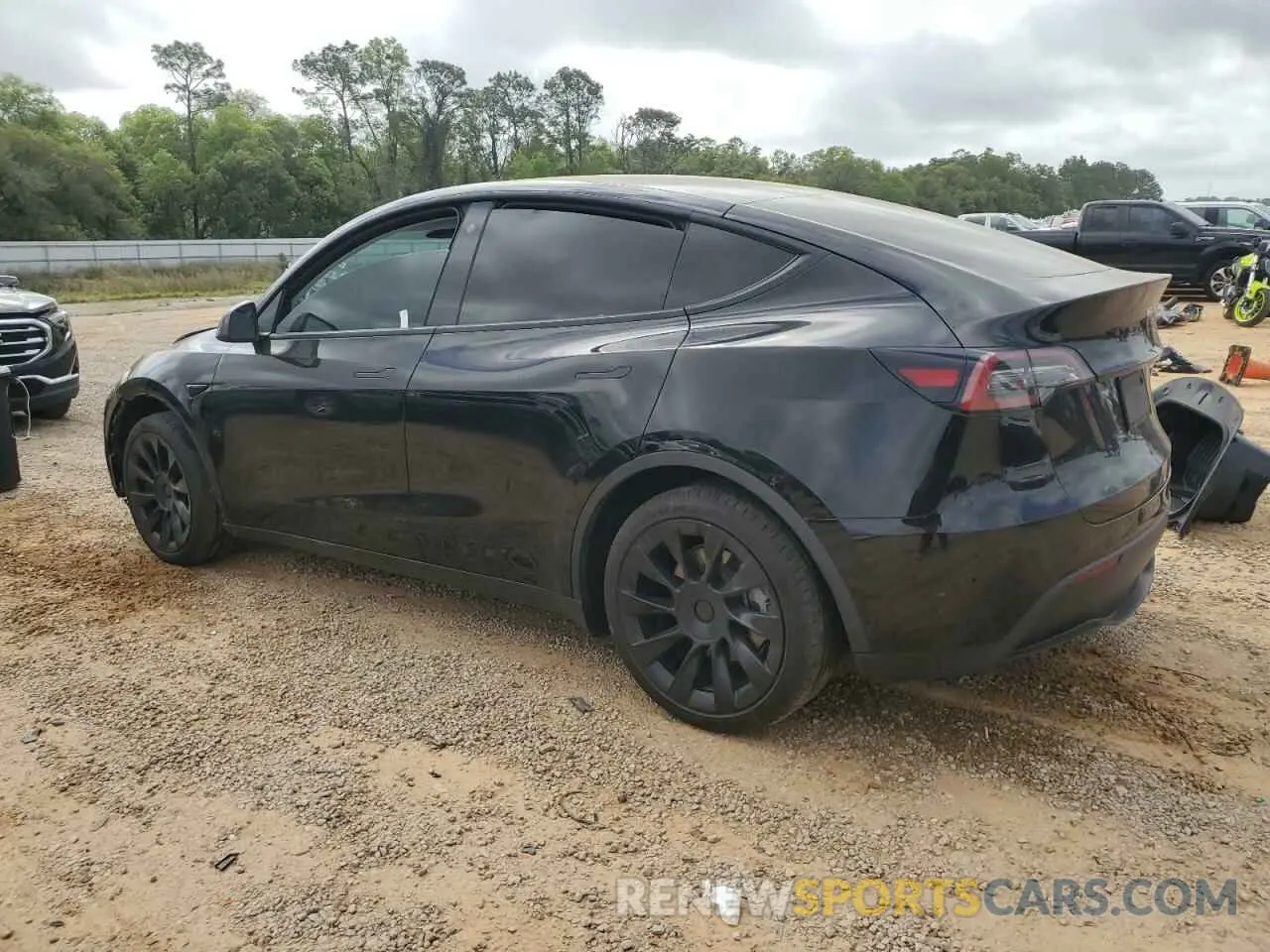 2 Photograph of a damaged car 7SAYGAEE9NF468927 TESLA MODEL Y 2022