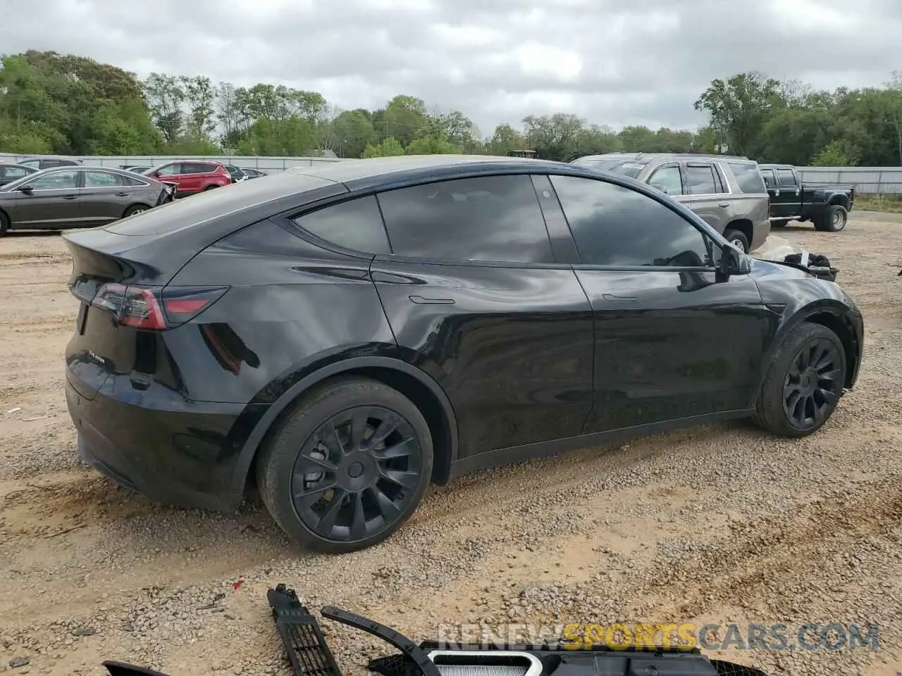 3 Photograph of a damaged car 7SAYGAEE9NF468927 TESLA MODEL Y 2022