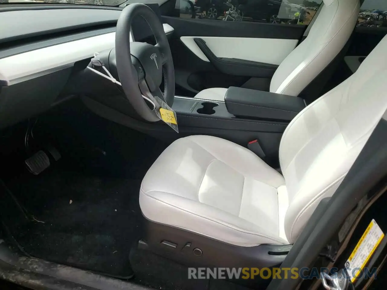 7 Photograph of a damaged car 7SAYGAEE9NF468927 TESLA MODEL Y 2022
