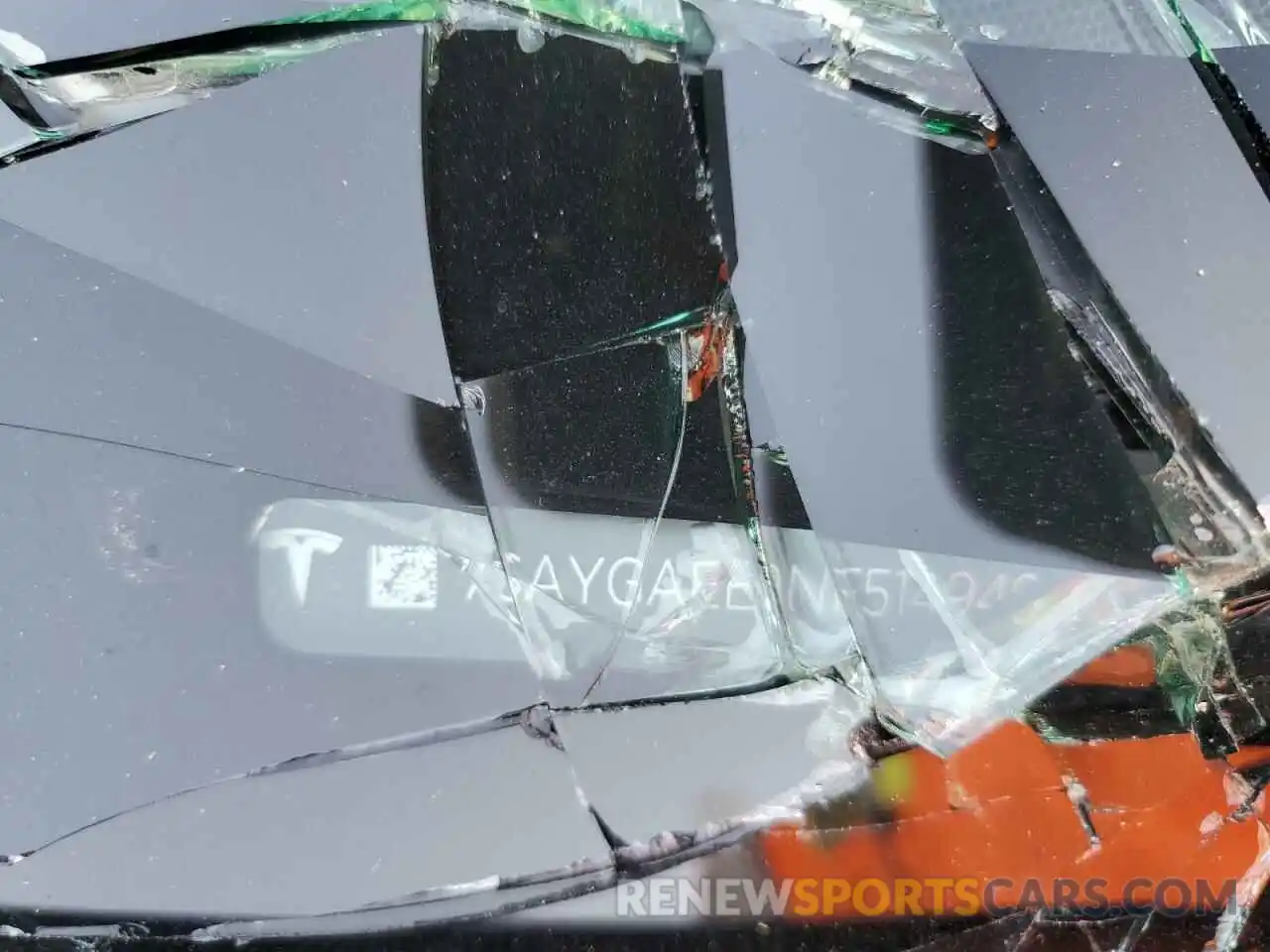 10 Photograph of a damaged car 7SAYGAEE9NF514949 TESLA MODEL Y 2022