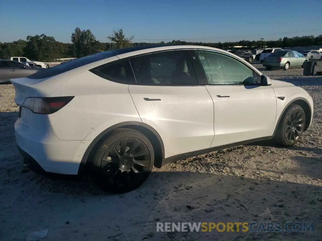 3 Photograph of a damaged car 7SAYGAEEXNF314033 TESLA MODEL Y 2022