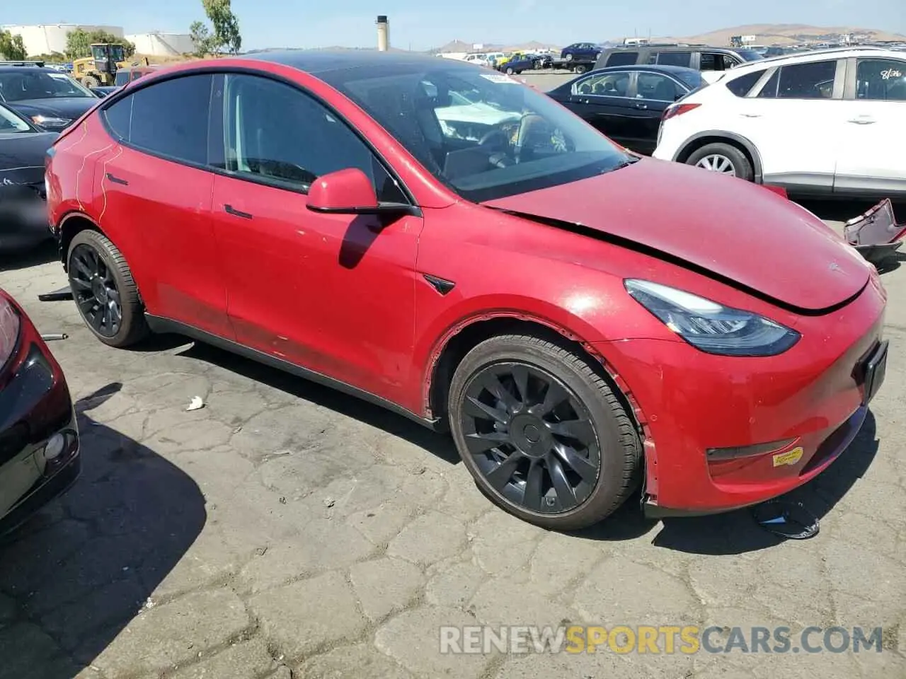 4 Photograph of a damaged car 7SAYGAEEXNF343208 TESLA MODEL Y 2022