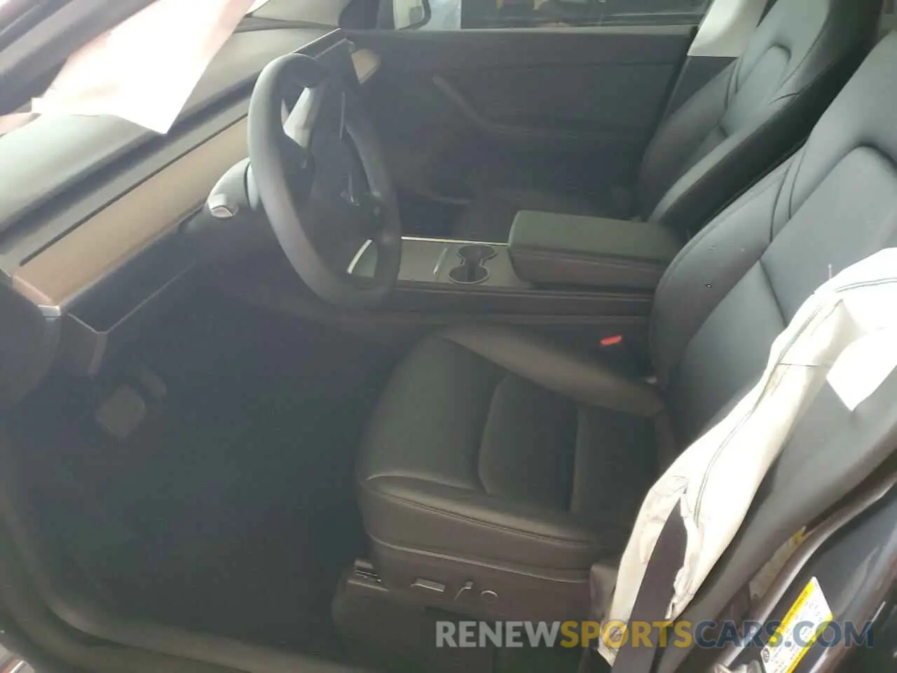 7 Photograph of a damaged car 7SAYGAEEXNF429618 TESLA MODEL Y 2022
