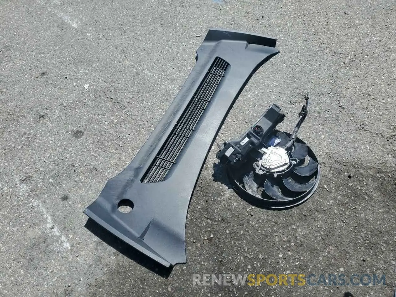 13 Photograph of a damaged car 7SAYGAEEXNF515978 TESLA MODEL Y 2022