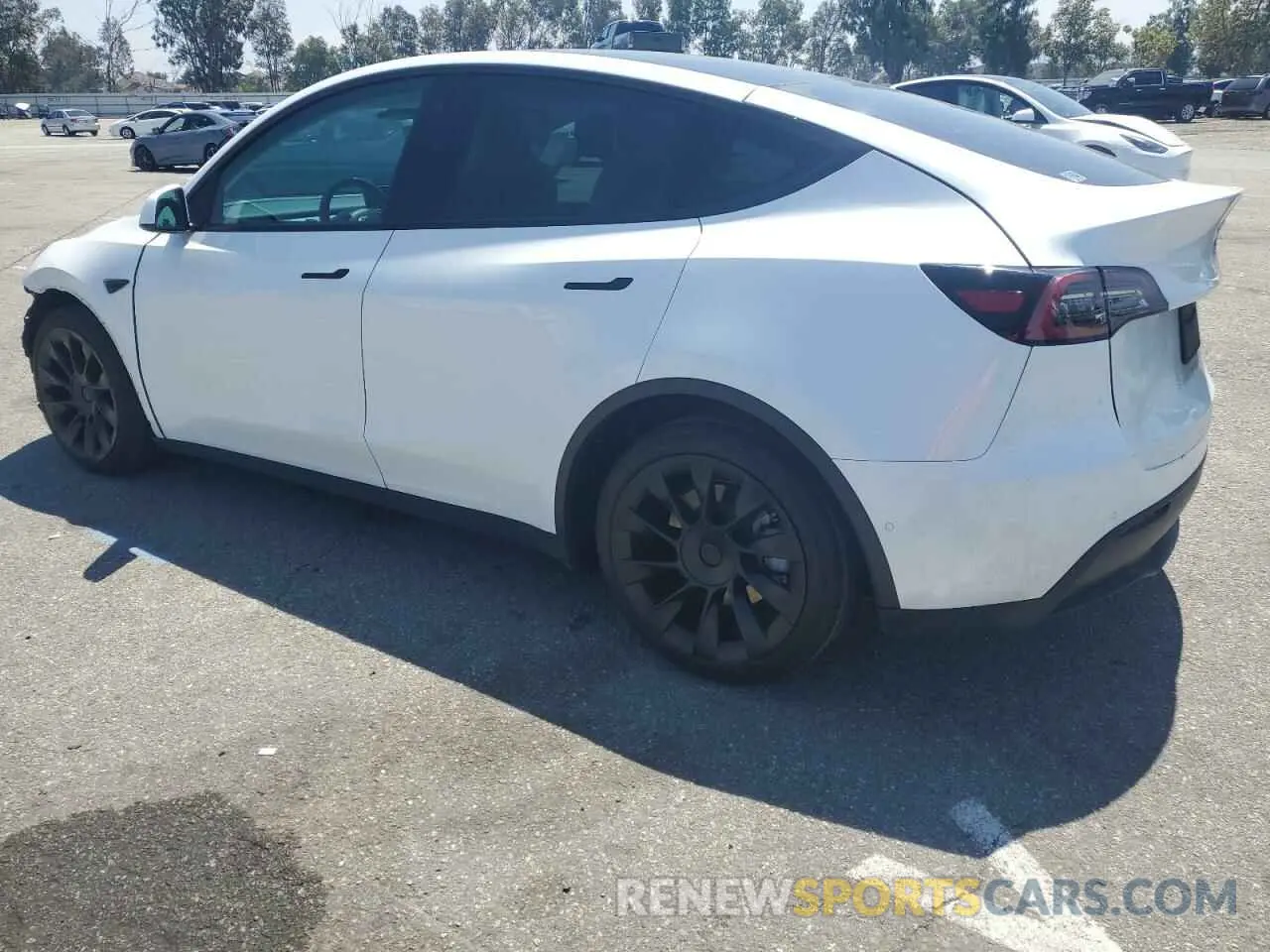 2 Photograph of a damaged car 7SAYGAEEXNF515978 TESLA MODEL Y 2022