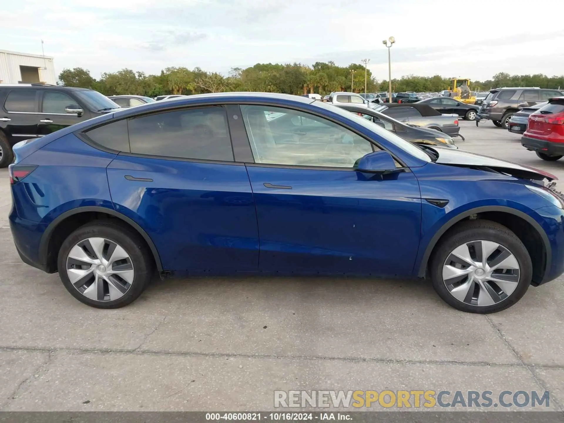14 Photograph of a damaged car 7SAYGDEE0NA004990 TESLA MODEL Y 2022
