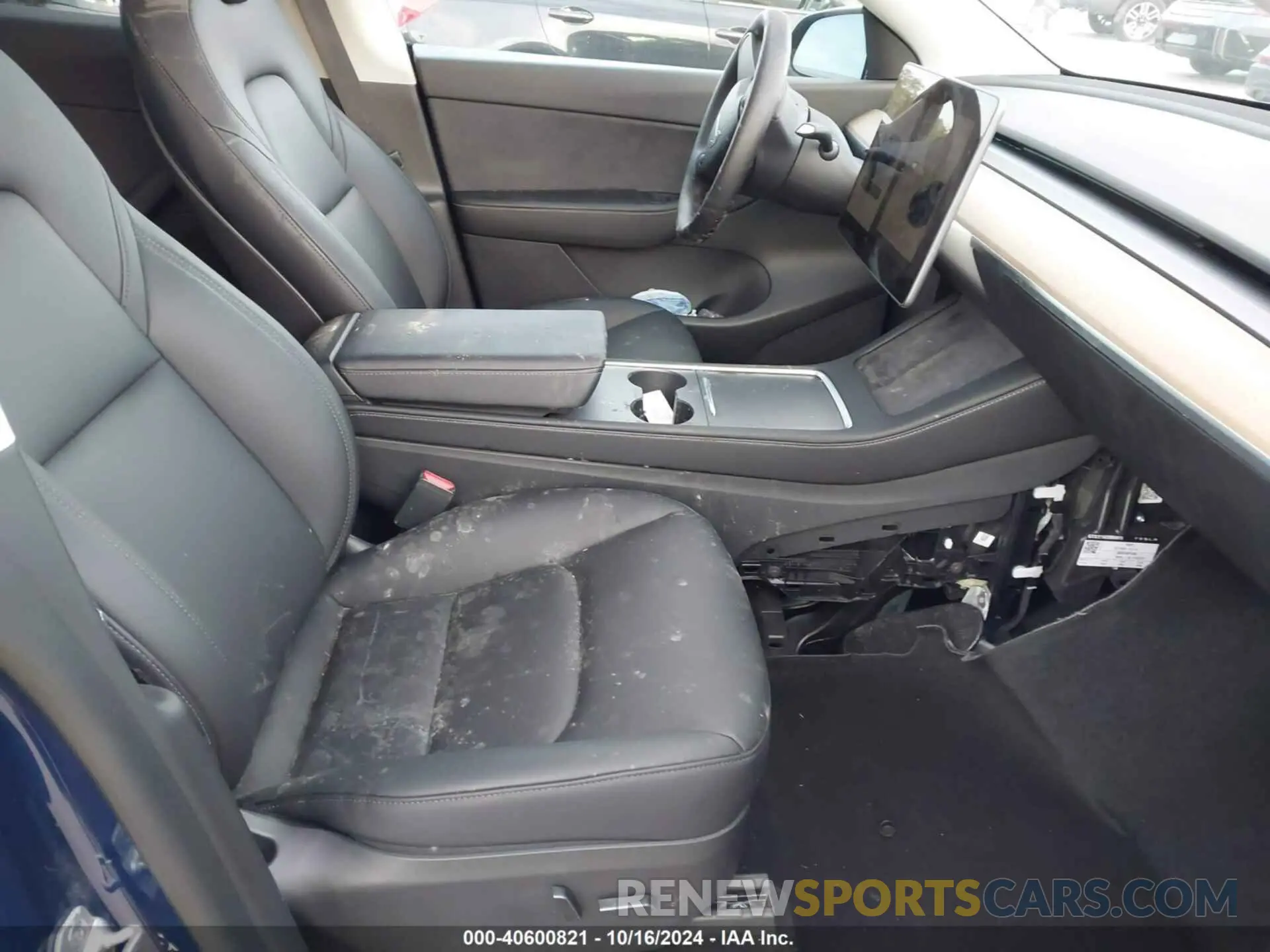 5 Photograph of a damaged car 7SAYGDEE0NA004990 TESLA MODEL Y 2022
