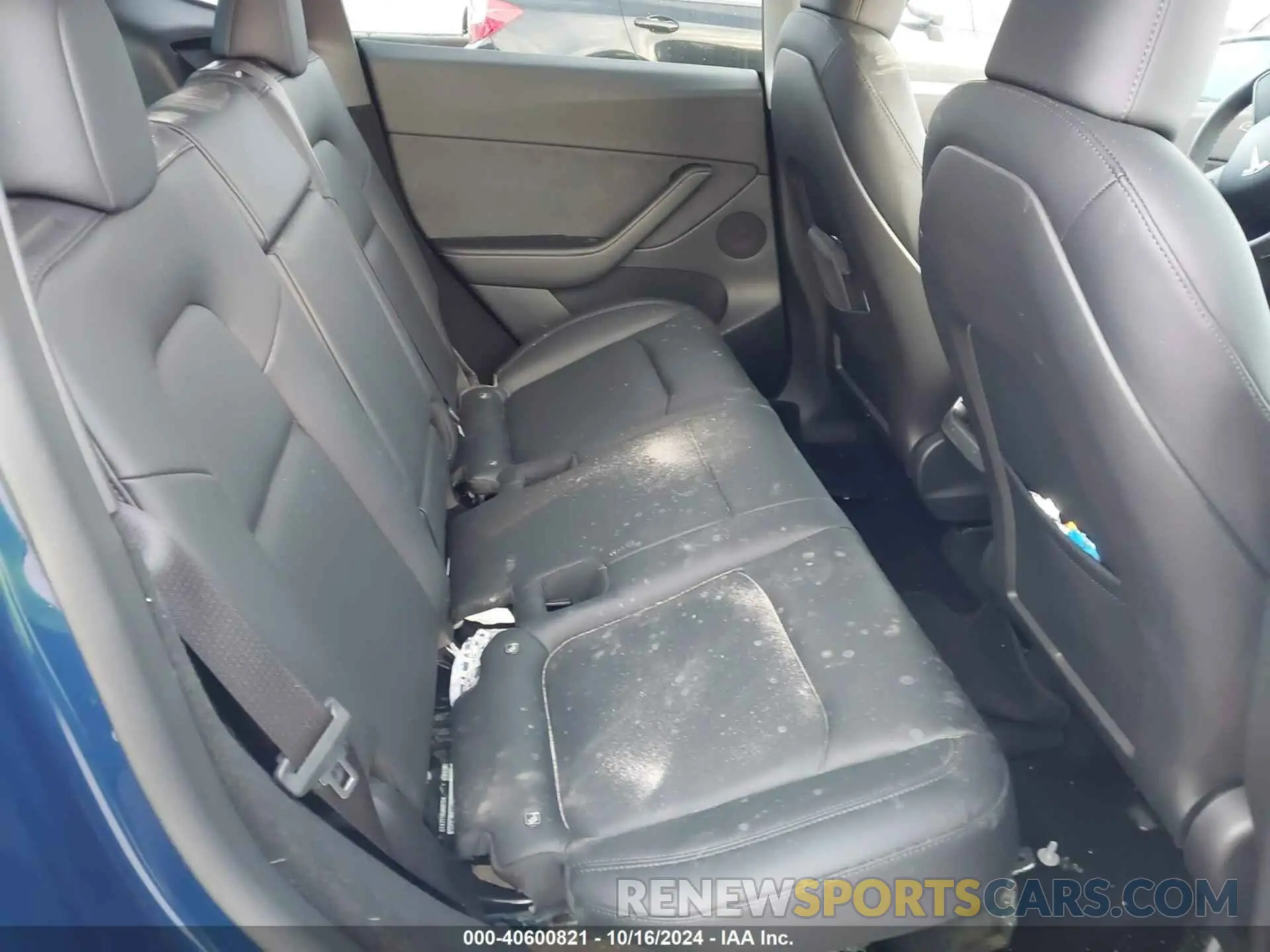 8 Photograph of a damaged car 7SAYGDEE0NA004990 TESLA MODEL Y 2022