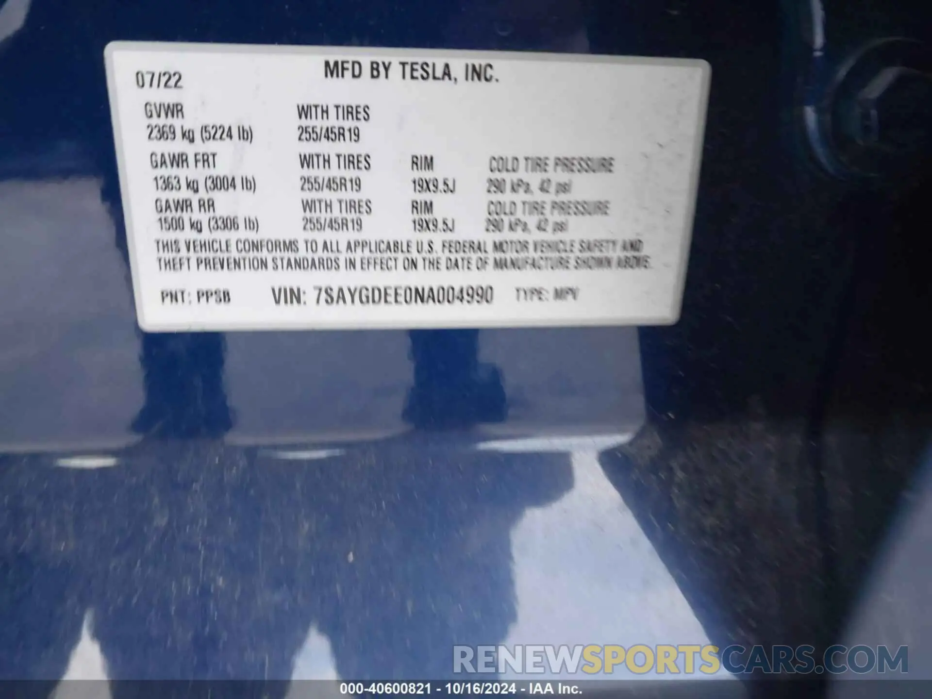 9 Photograph of a damaged car 7SAYGDEE0NA004990 TESLA MODEL Y 2022