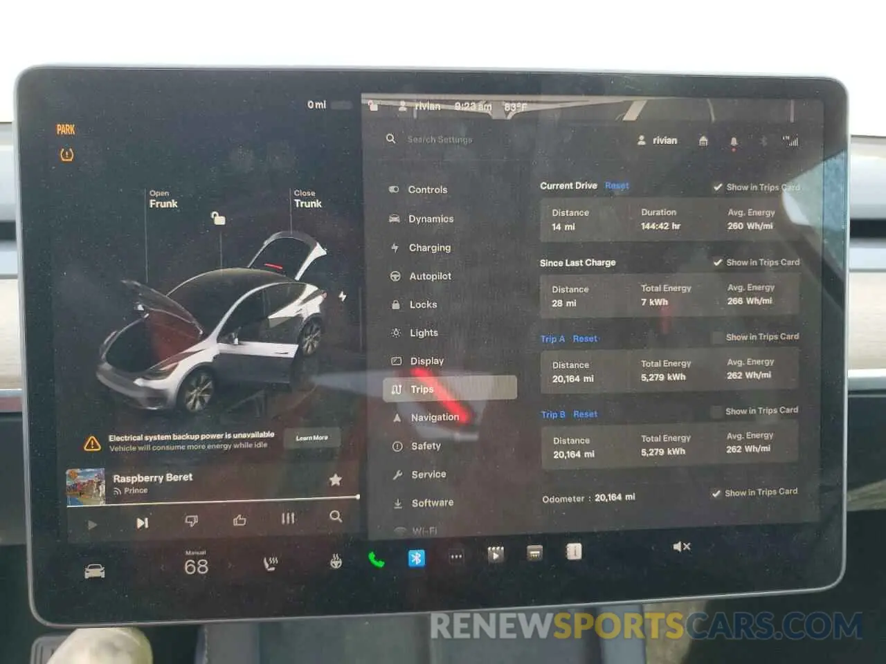 9 Photograph of a damaged car 7SAYGDEE0NA005699 TESLA MODEL Y 2022