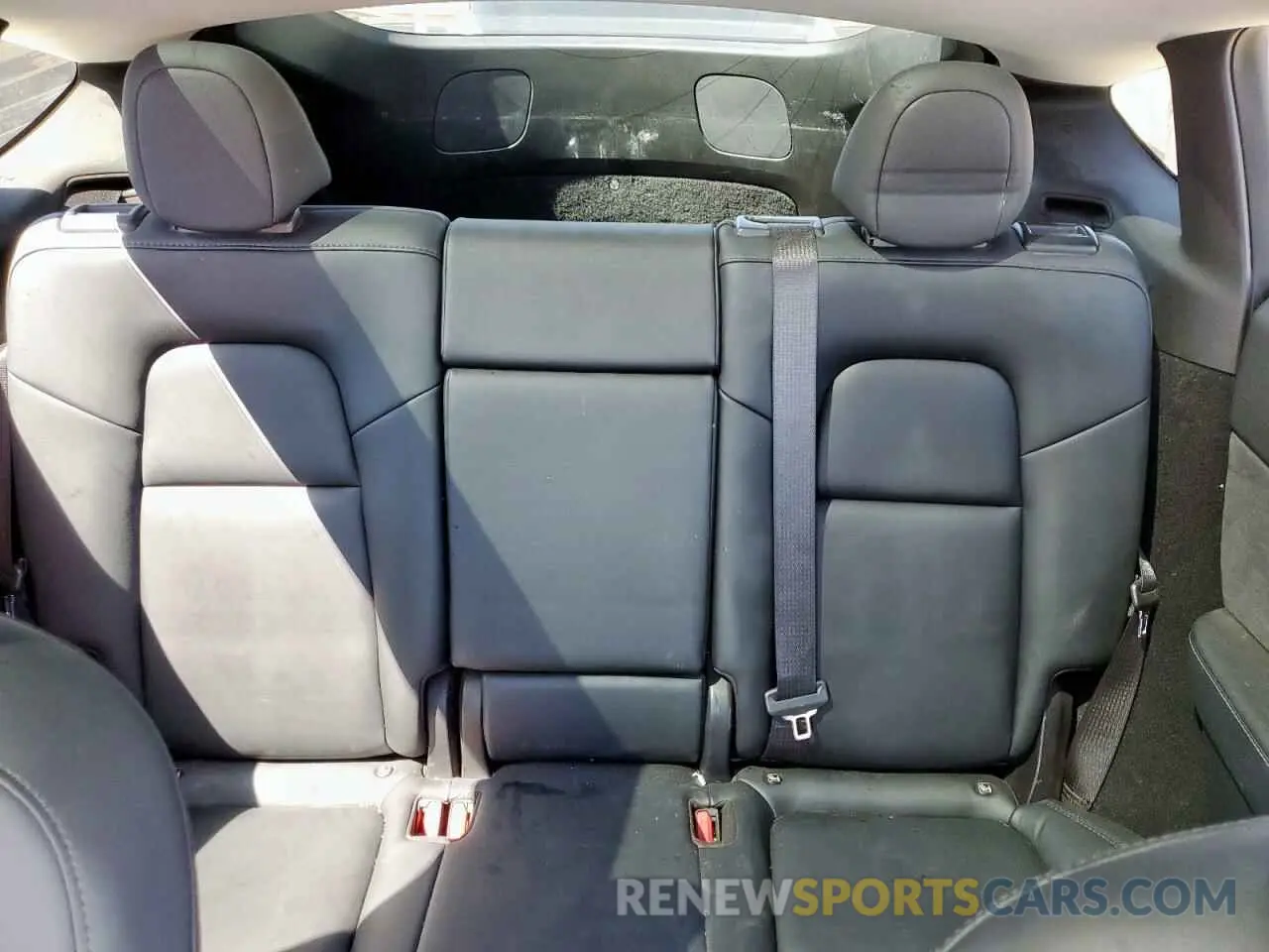 11 Photograph of a damaged car 7SAYGDEE0NA009994 TESLA MODEL Y 2022