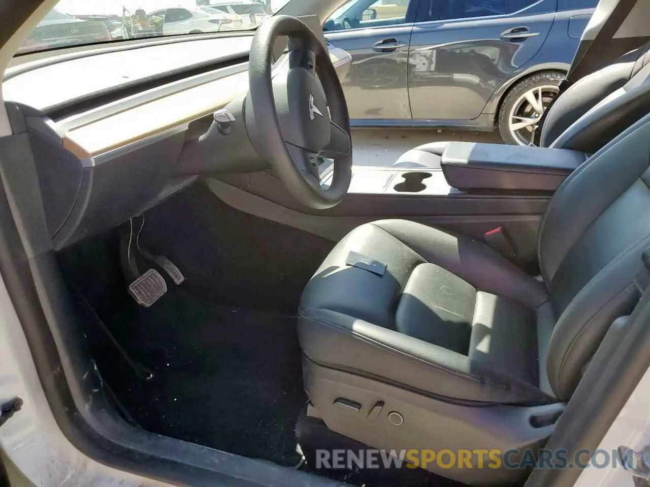 7 Photograph of a damaged car 7SAYGDEE0NA009994 TESLA MODEL Y 2022