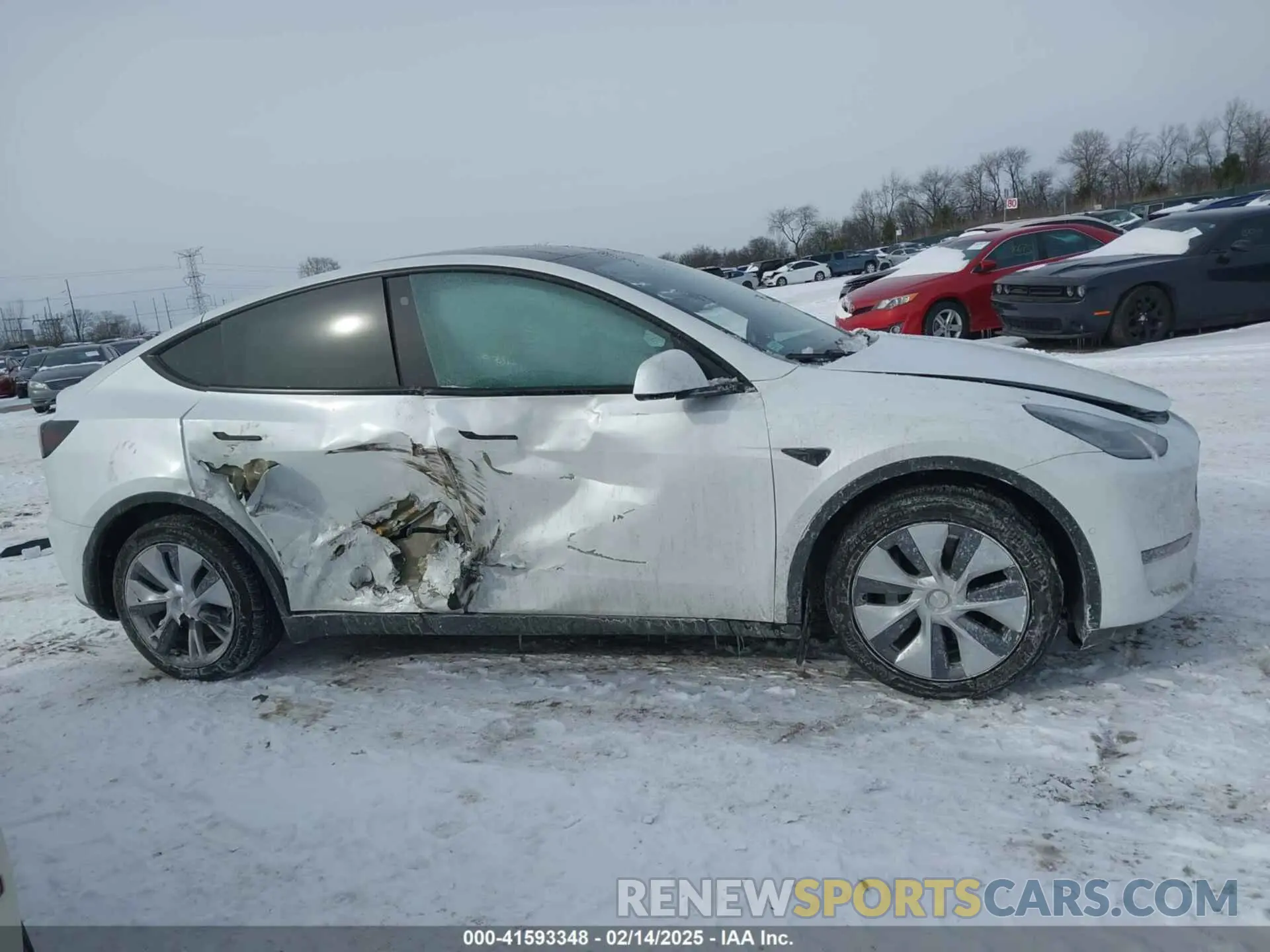 13 Photograph of a damaged car 7SAYGDEE0NA012006 TESLA MODEL Y 2022