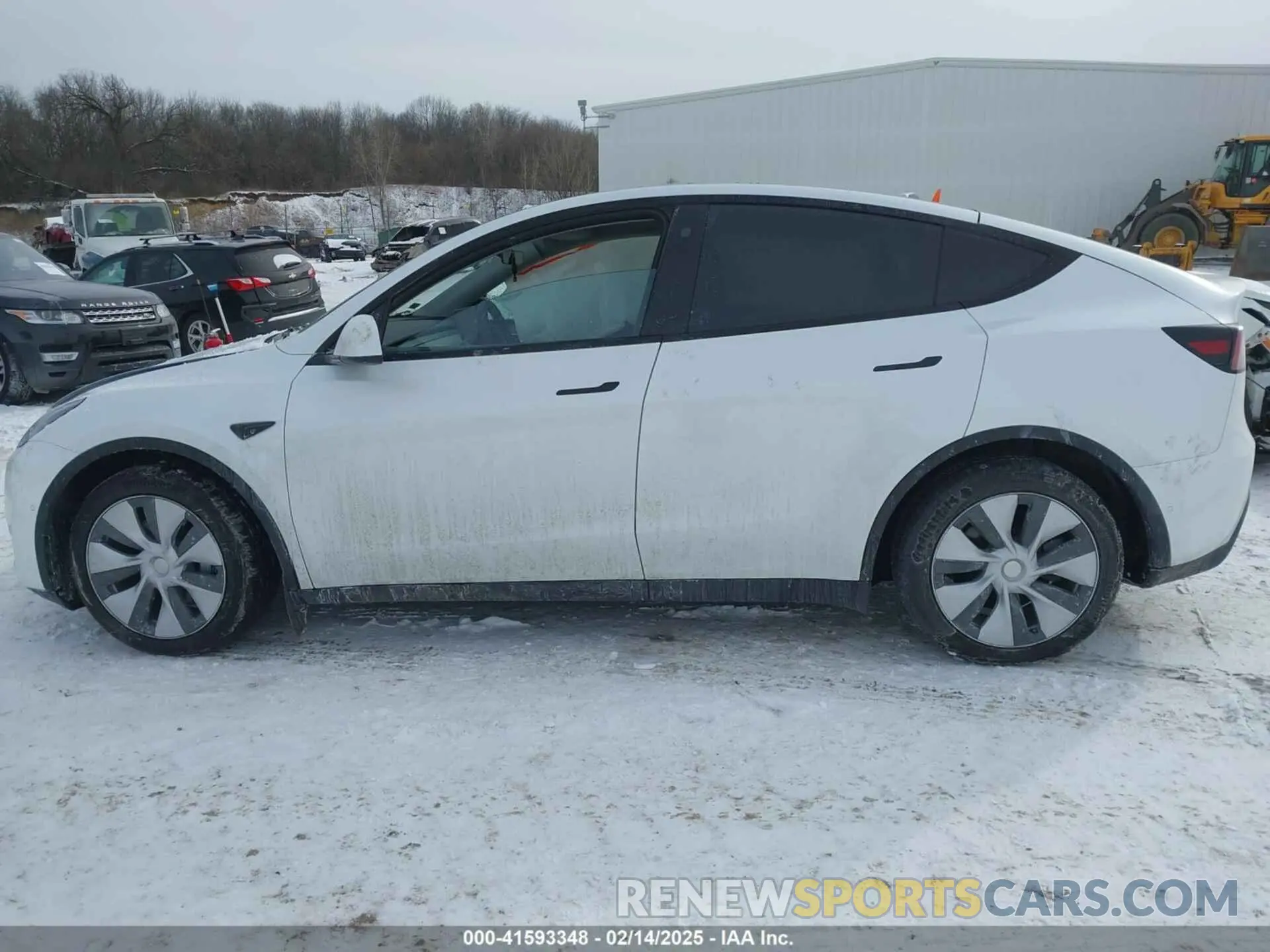 14 Photograph of a damaged car 7SAYGDEE0NA012006 TESLA MODEL Y 2022