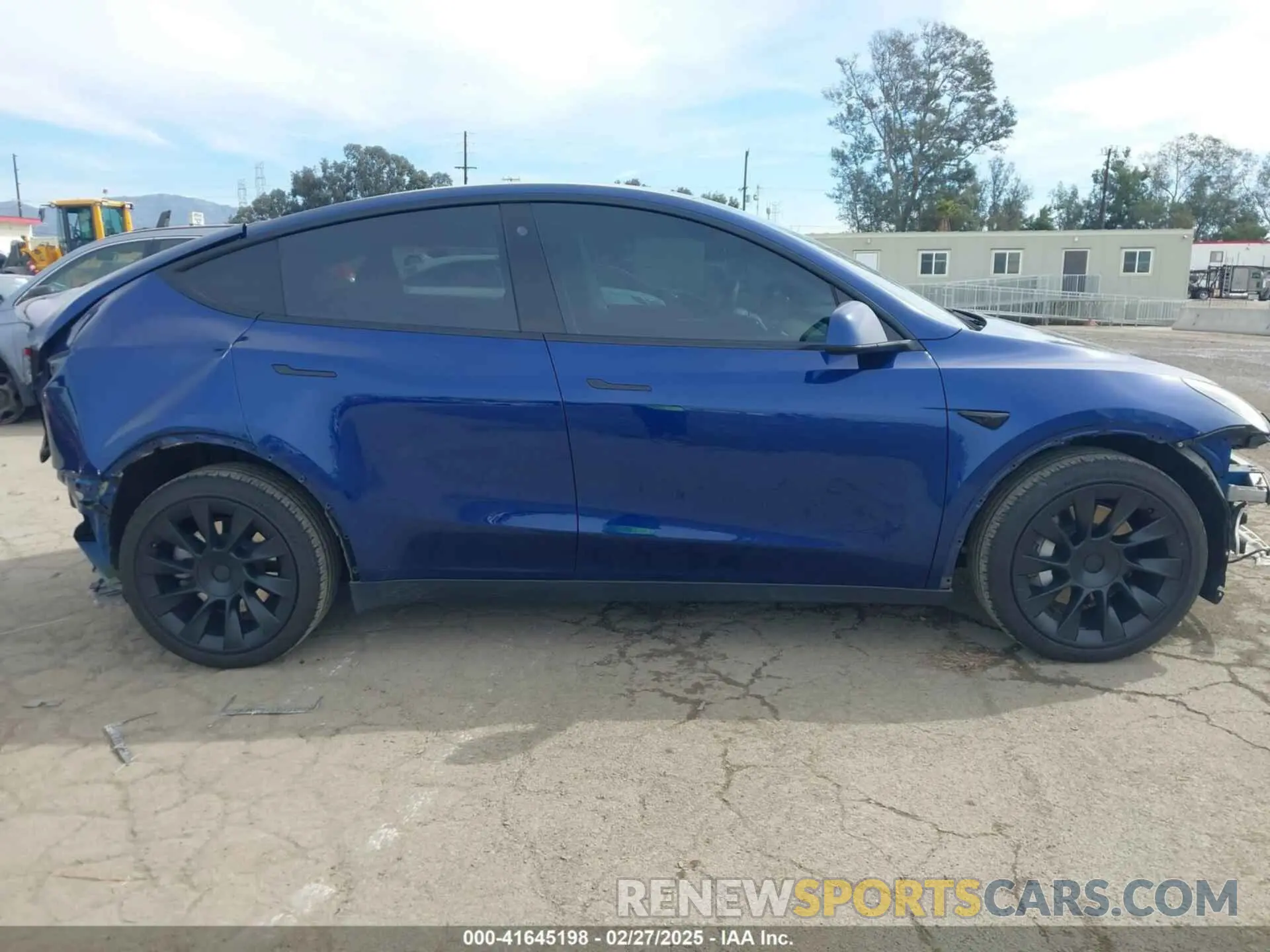 14 Photograph of a damaged car 7SAYGDEE0NA019067 TESLA MODEL Y 2022