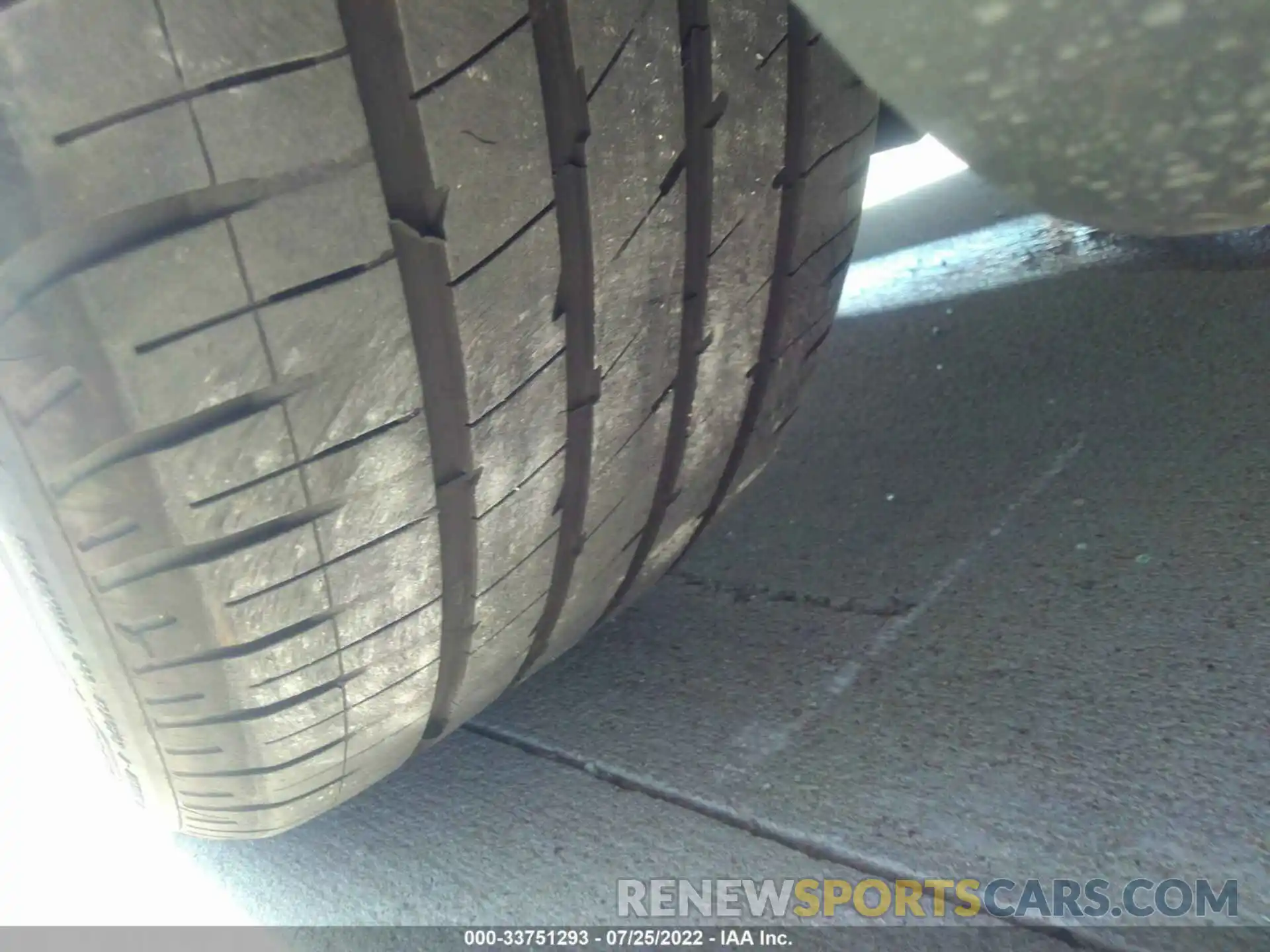 13 Photograph of a damaged car 7SAYGDEE0NF318979 TESLA MODEL Y 2022