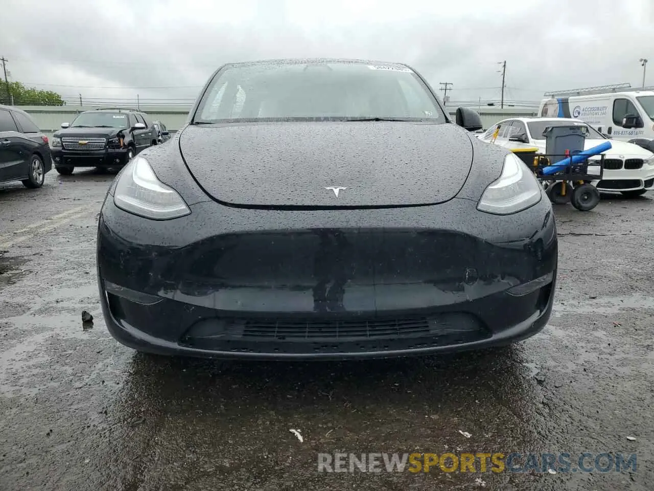 5 Photograph of a damaged car 7SAYGDEE0NF327147 TESLA MODEL Y 2022