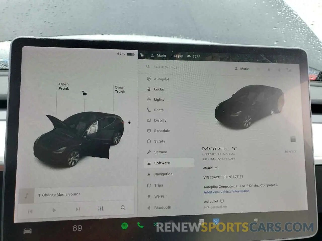 9 Photograph of a damaged car 7SAYGDEE0NF327147 TESLA MODEL Y 2022