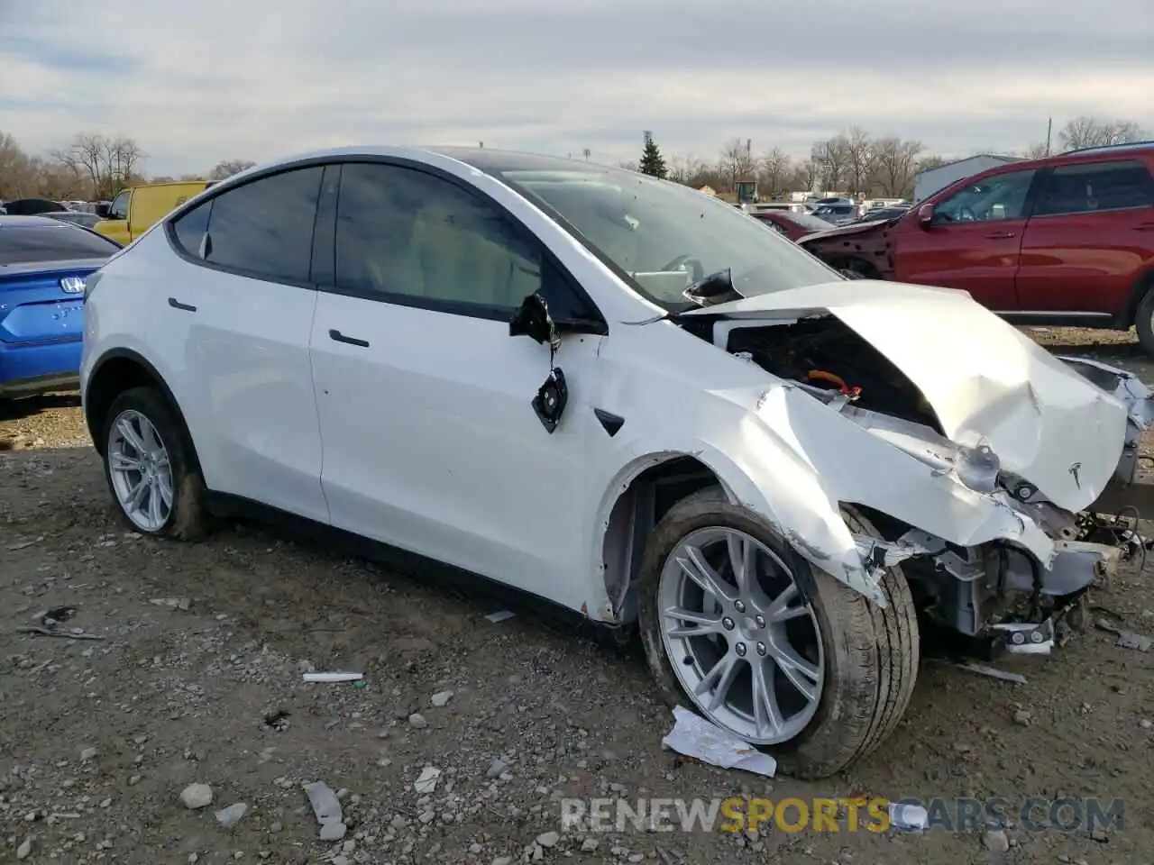 4 Photograph of a damaged car 7SAYGDEE0NF331439 TESLA MODEL Y 2022