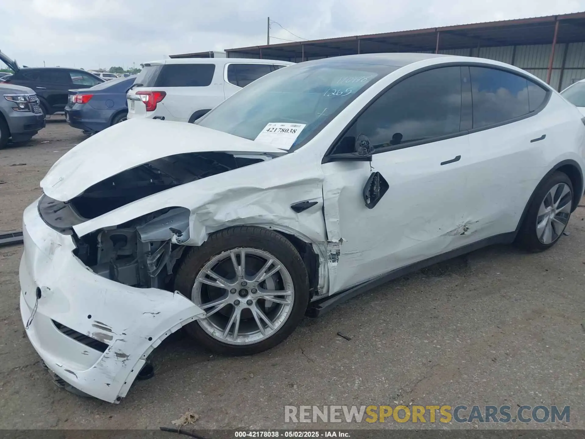 2 Photograph of a damaged car 7SAYGDEE0NF332610 TESLA MODEL Y 2022