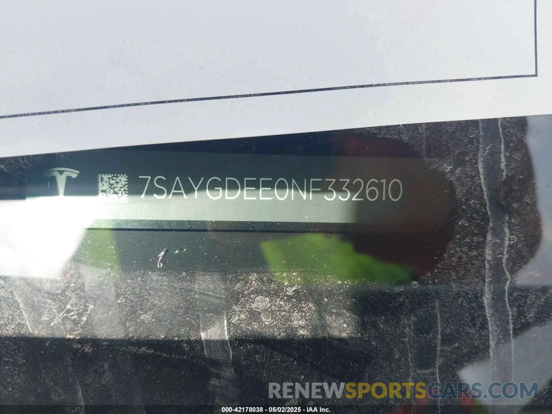 9 Photograph of a damaged car 7SAYGDEE0NF332610 TESLA MODEL Y 2022