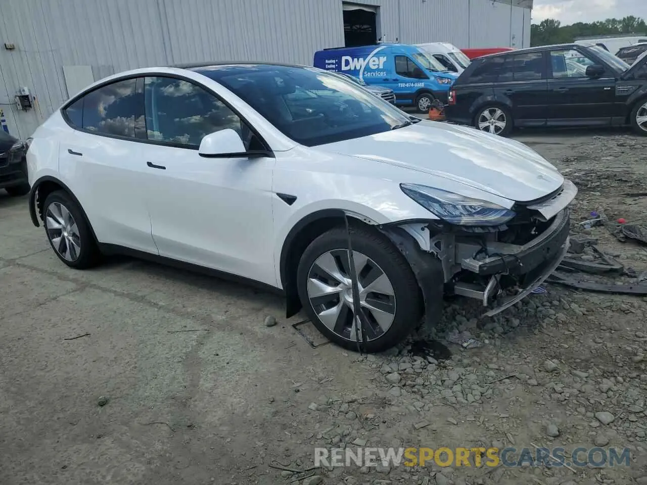 4 Photograph of a damaged car 7SAYGDEE0NF336088 TESLA MODEL Y 2022