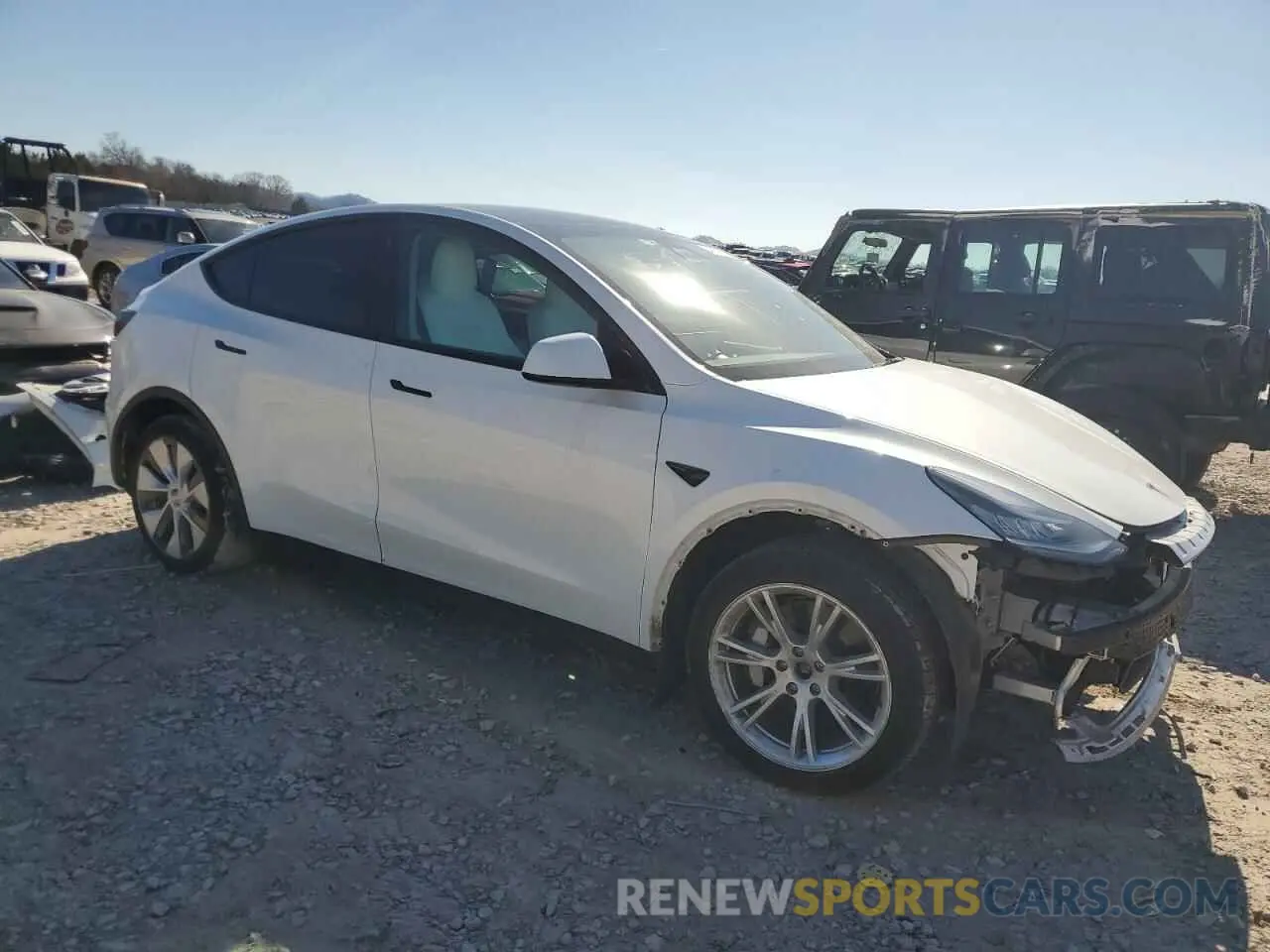 4 Photograph of a damaged car 7SAYGDEE0NF339363 TESLA MODEL Y 2022