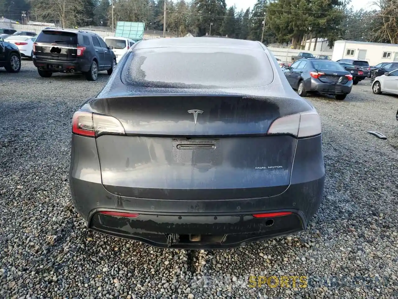 6 Photograph of a damaged car 7SAYGDEE0NF341257 TESLA MODEL Y 2022