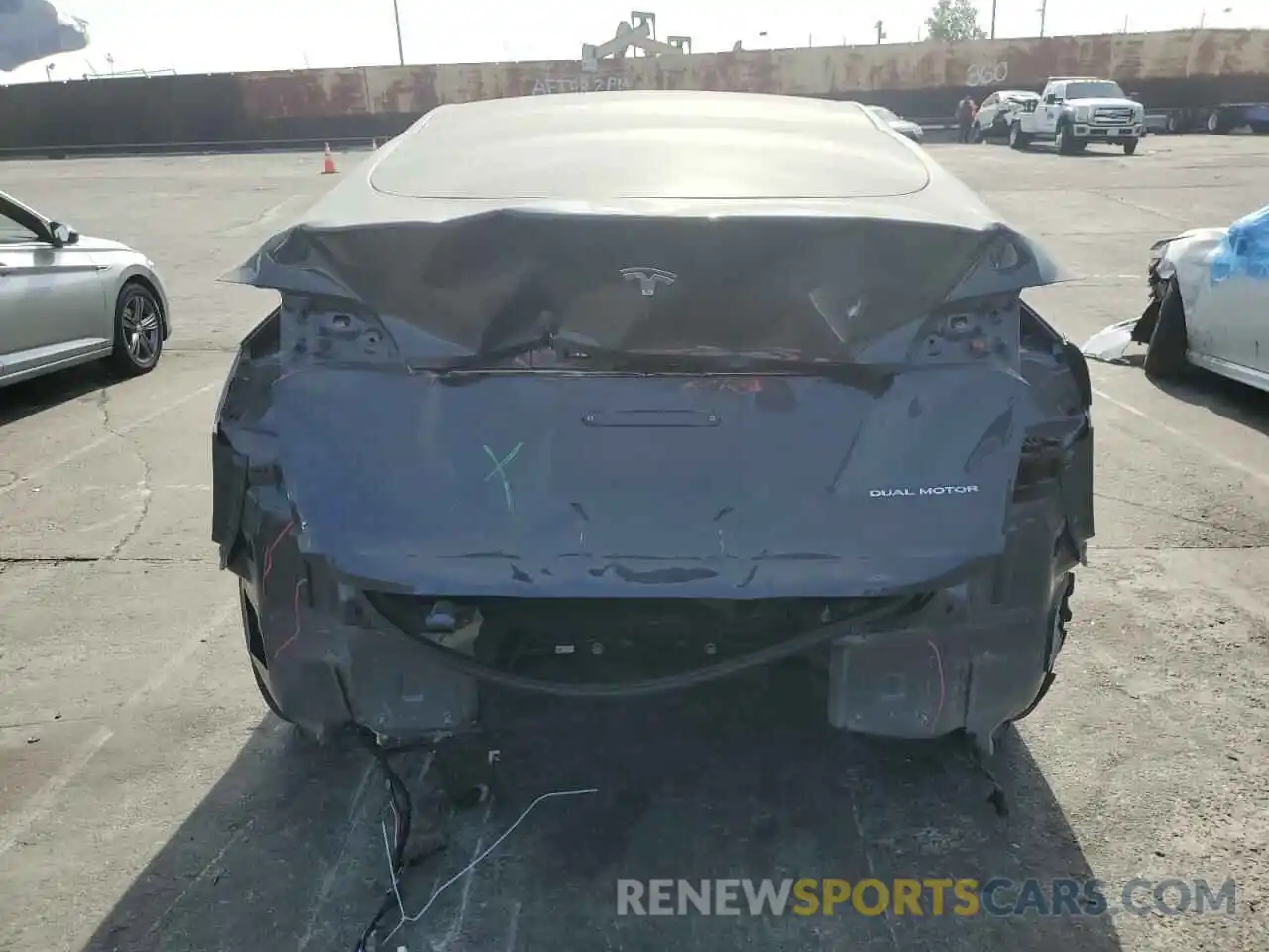 6 Photograph of a damaged car 7SAYGDEE0NF360021 TESLA MODEL Y 2022