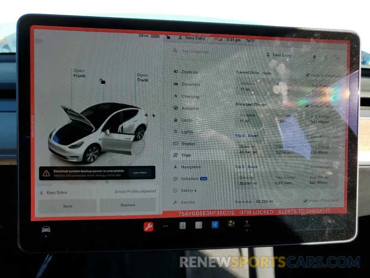 9 Photograph of a damaged car 7SAYGDEE0NF360312 TESLA MODEL Y 2022