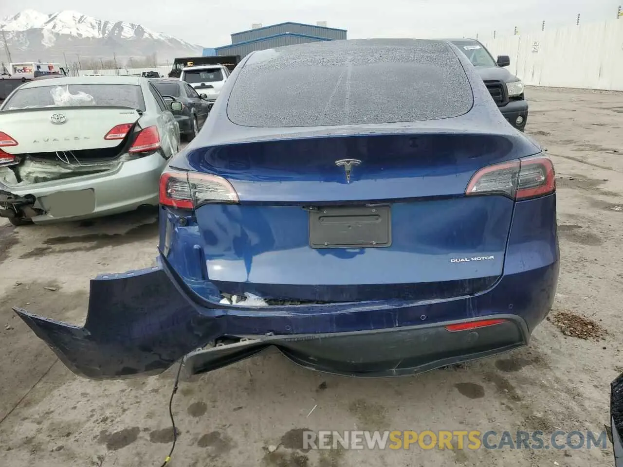 6 Photograph of a damaged car 7SAYGDEE0NF386750 TESLA MODEL Y 2022