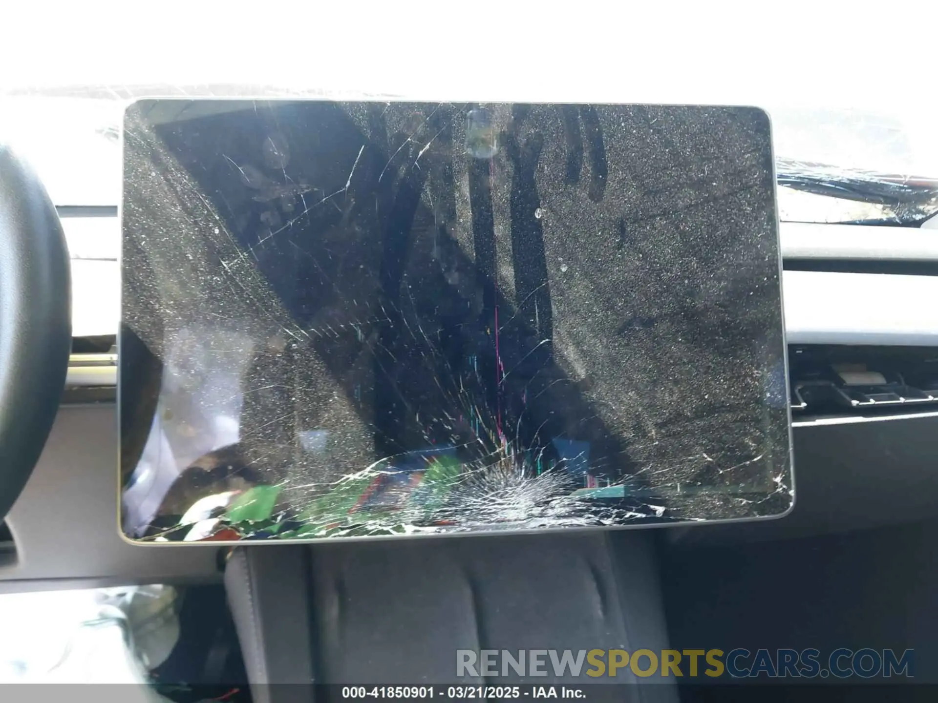15 Photograph of a damaged car 7SAYGDEE0NF387512 TESLA MODEL Y 2022