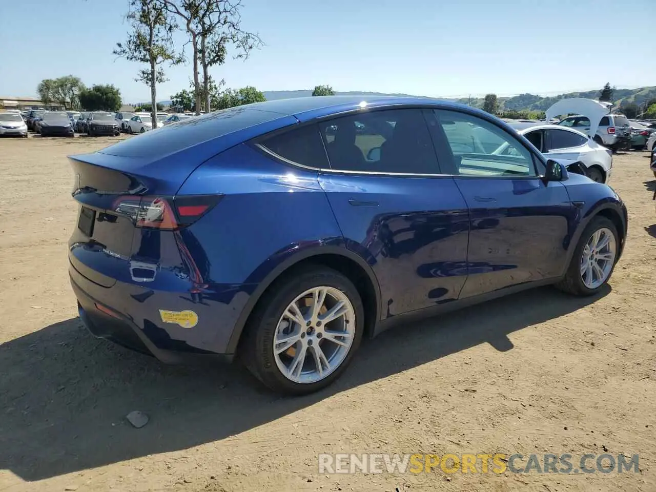 3 Photograph of a damaged car 7SAYGDEE0NF394105 TESLA MODEL Y 2022