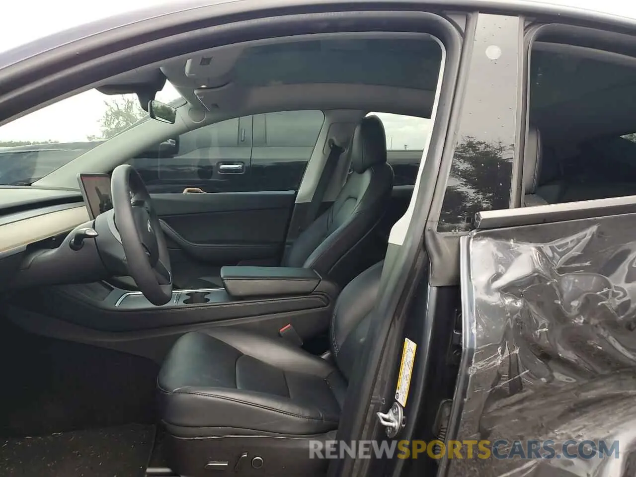 7 Photograph of a damaged car 7SAYGDEE0NF413252 TESLA MODEL Y 2022