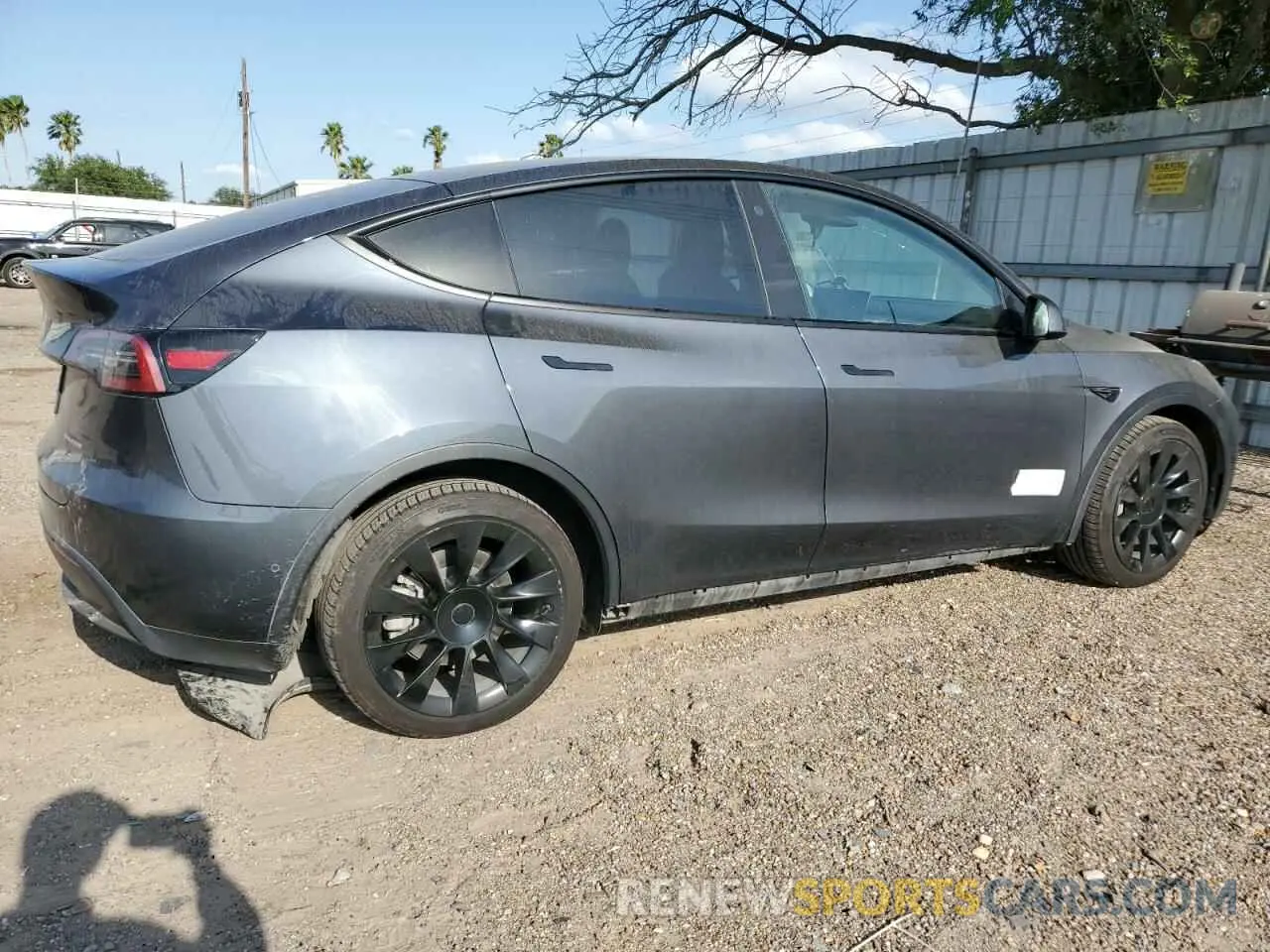 3 Photograph of a damaged car 7SAYGDEE0NF426745 TESLA MODEL Y 2022