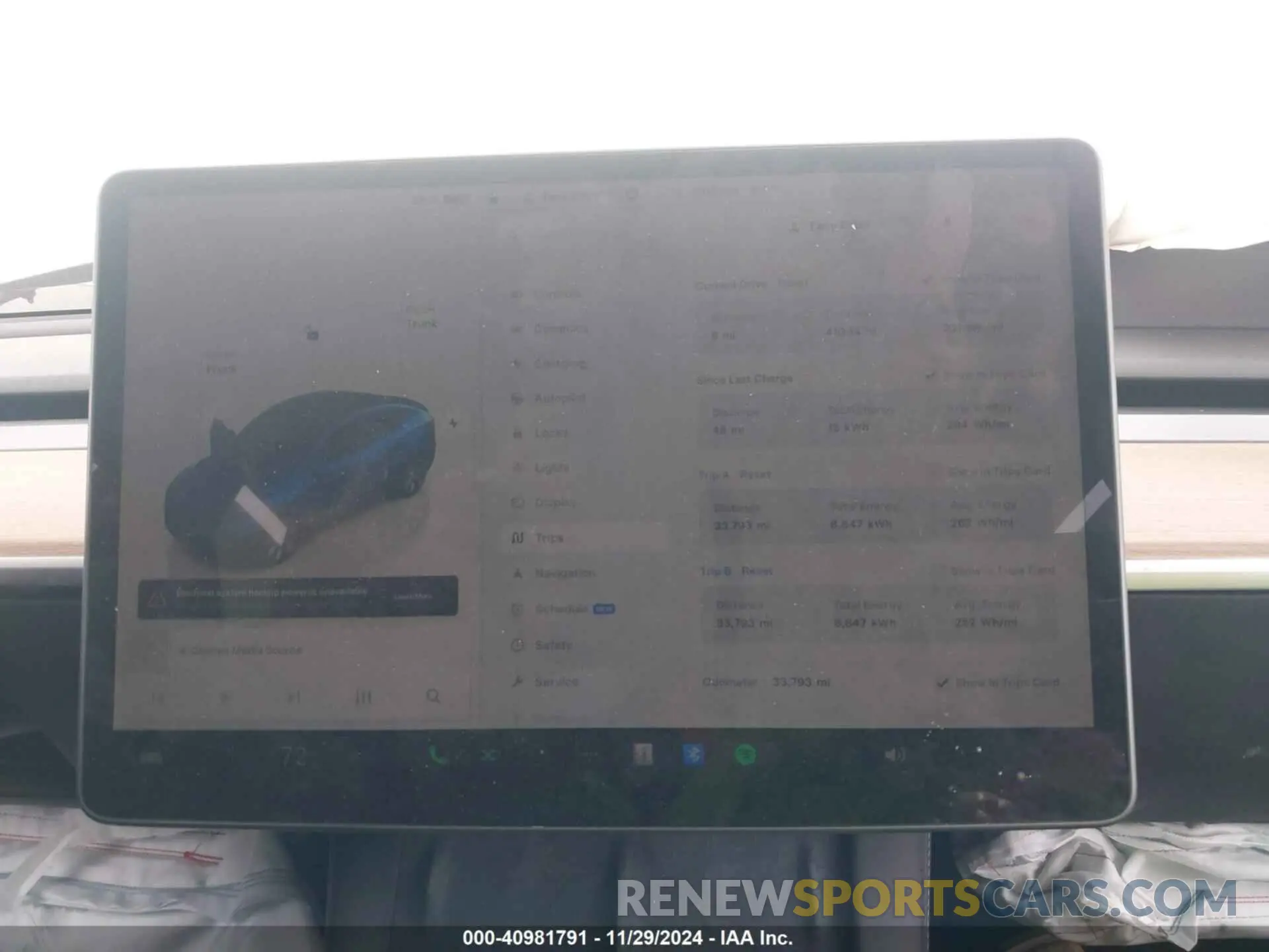 7 Photograph of a damaged car 7SAYGDEE0NF439009 TESLA MODEL Y 2022