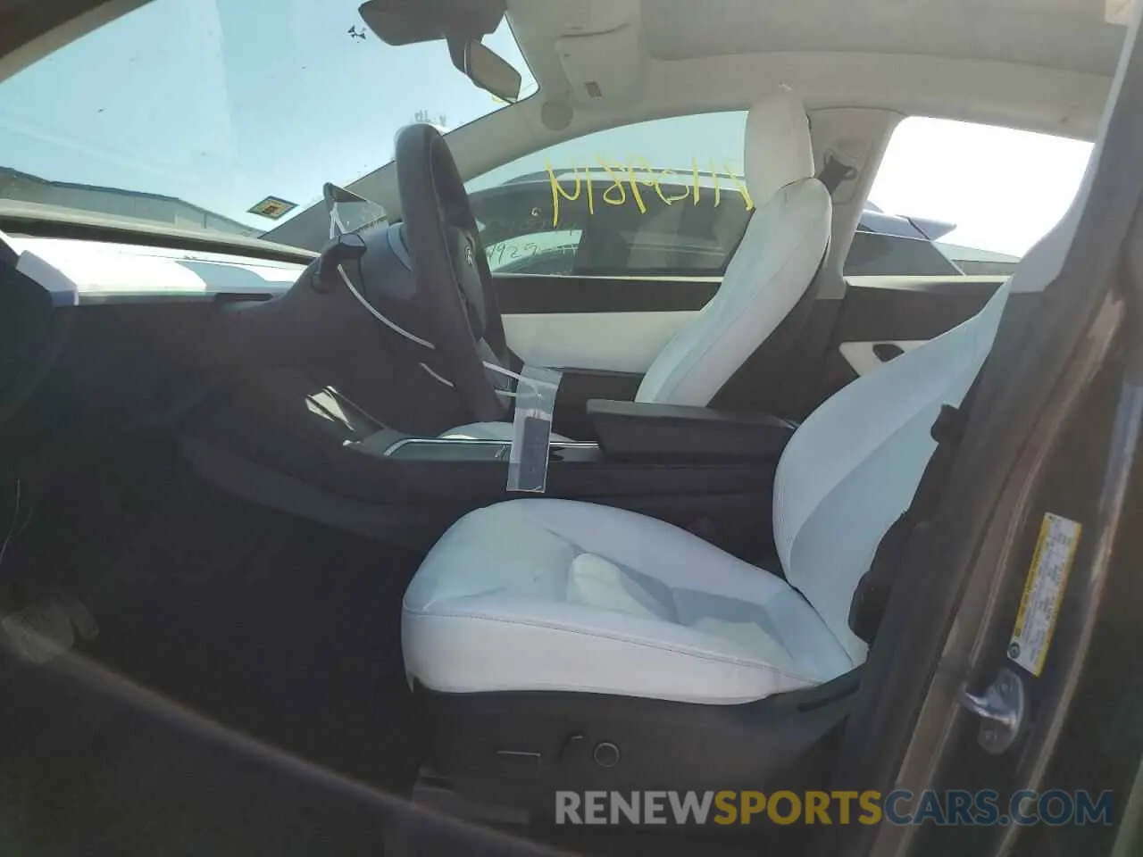 7 Photograph of a damaged car 7SAYGDEE0NF446218 TESLA MODEL Y 2022