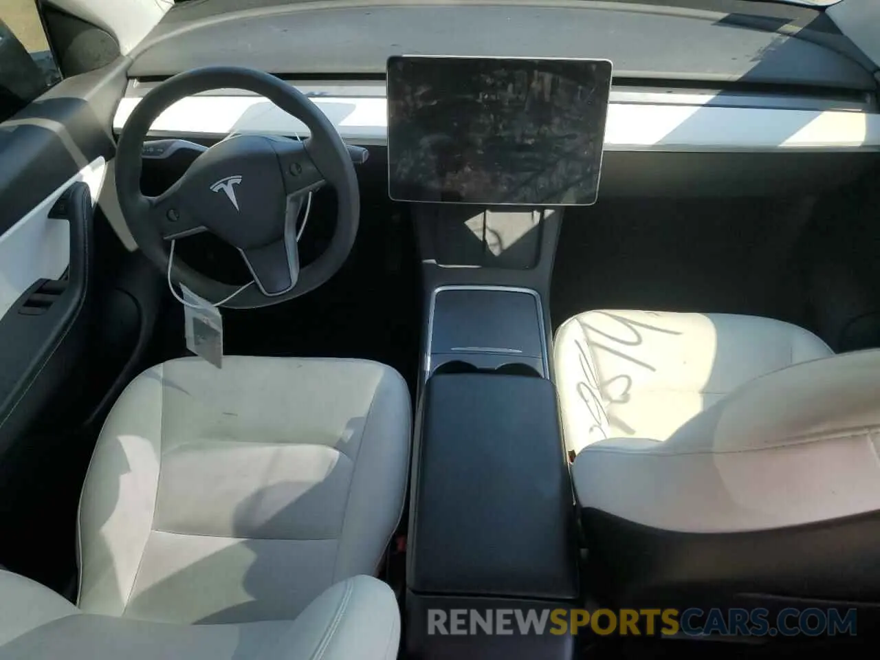 8 Photograph of a damaged car 7SAYGDEE0NF446218 TESLA MODEL Y 2022