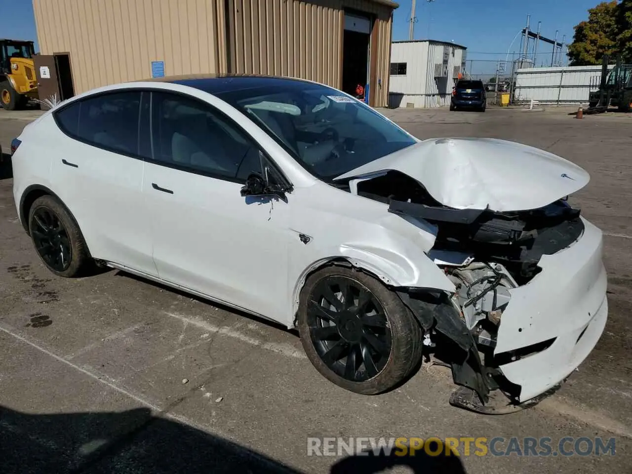 4 Photograph of a damaged car 7SAYGDEE0NF458272 TESLA MODEL Y 2022