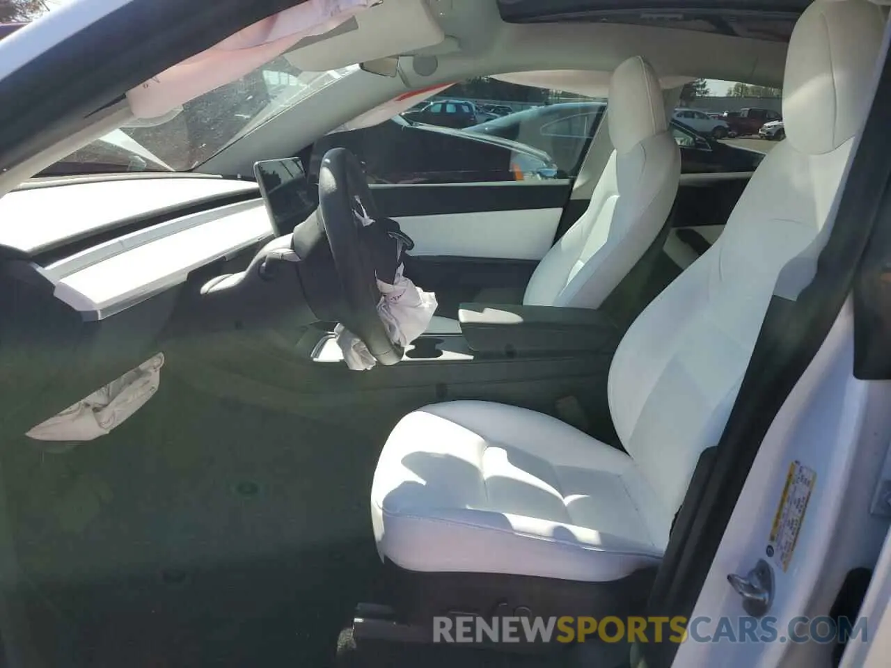 7 Photograph of a damaged car 7SAYGDEE0NF458272 TESLA MODEL Y 2022