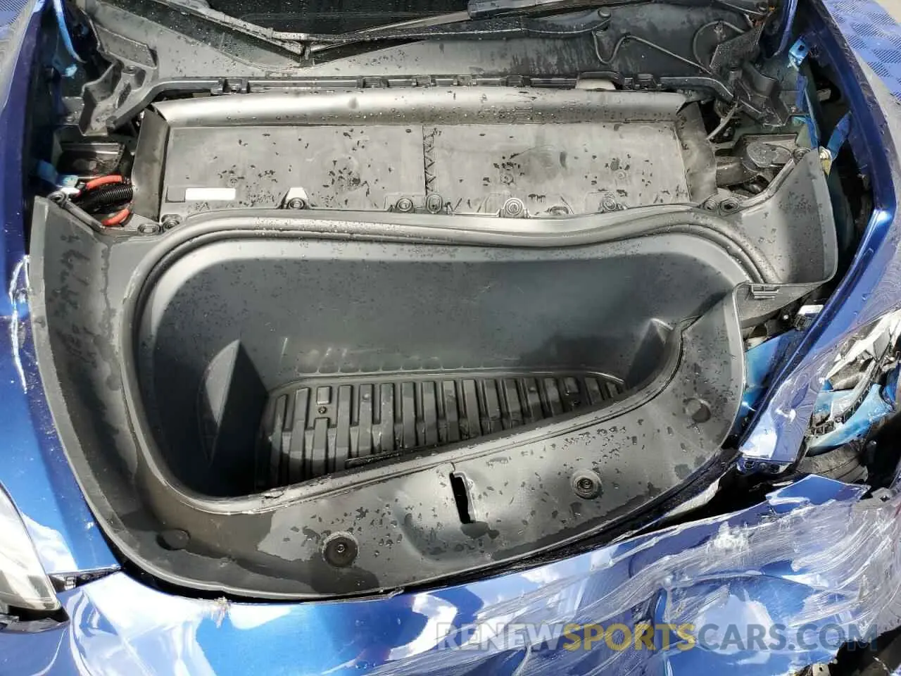 11 Photograph of a damaged car 7SAYGDEE0NF480174 TESLA MODEL Y 2022