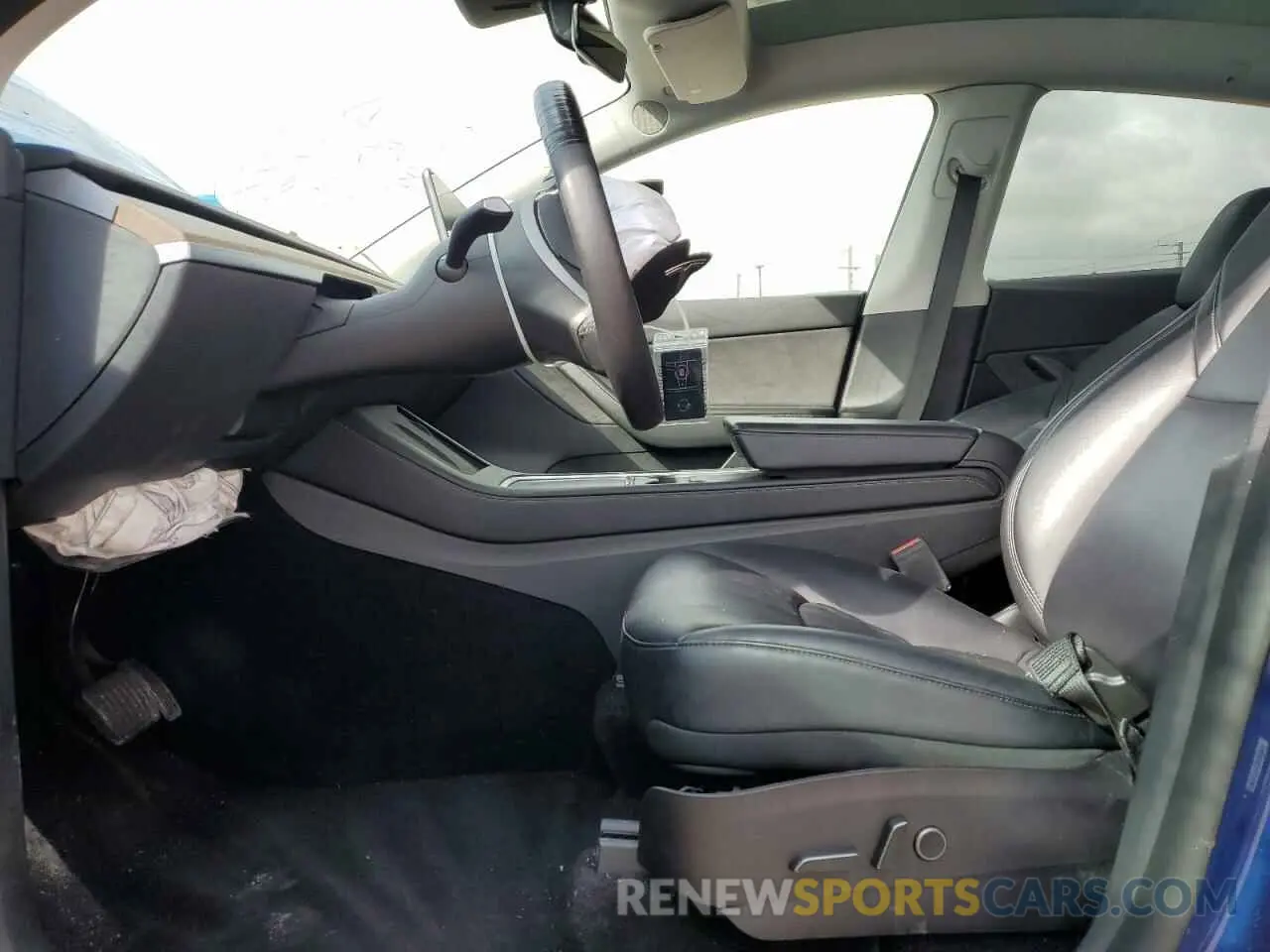 7 Photograph of a damaged car 7SAYGDEE0NF480174 TESLA MODEL Y 2022