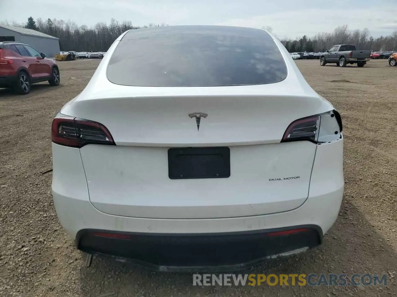 6 Photograph of a damaged car 7SAYGDEE0NF532502 TESLA MODEL Y 2022