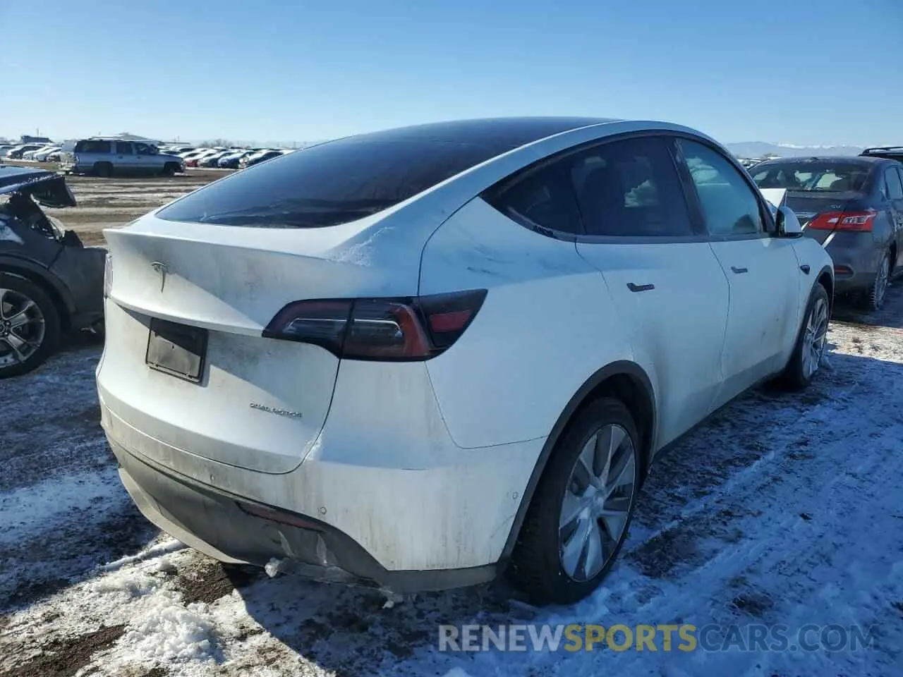 3 Photograph of a damaged car 7SAYGDEE1NA009664 TESLA MODEL Y 2022