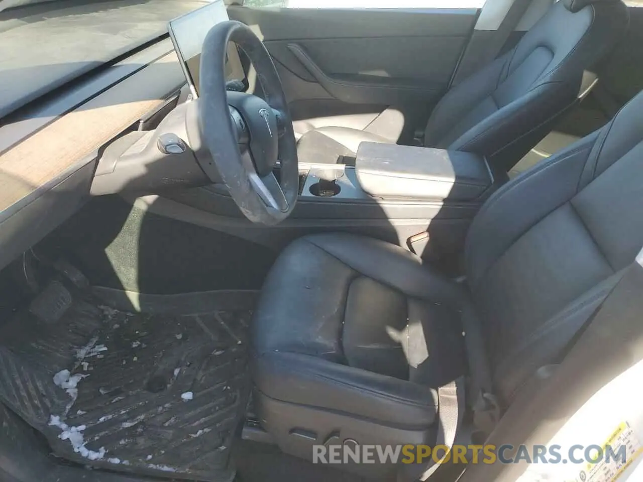 7 Photograph of a damaged car 7SAYGDEE1NA009664 TESLA MODEL Y 2022