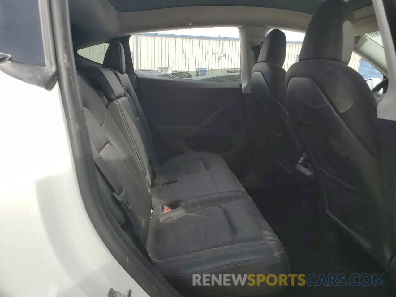 11 Photograph of a damaged car 7SAYGDEE1NA011141 TESLA MODEL Y 2022