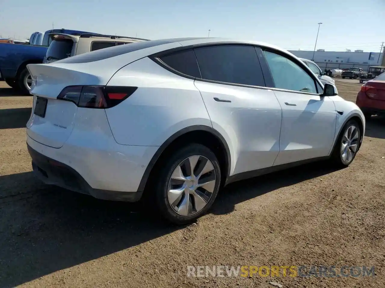 4 Photograph of a damaged car 7SAYGDEE1NF337573 TESLA MODEL Y 2022